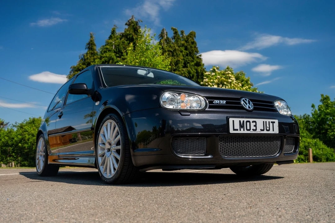 2003 Volkswagen R32 Mk4 - Image 2 of 30