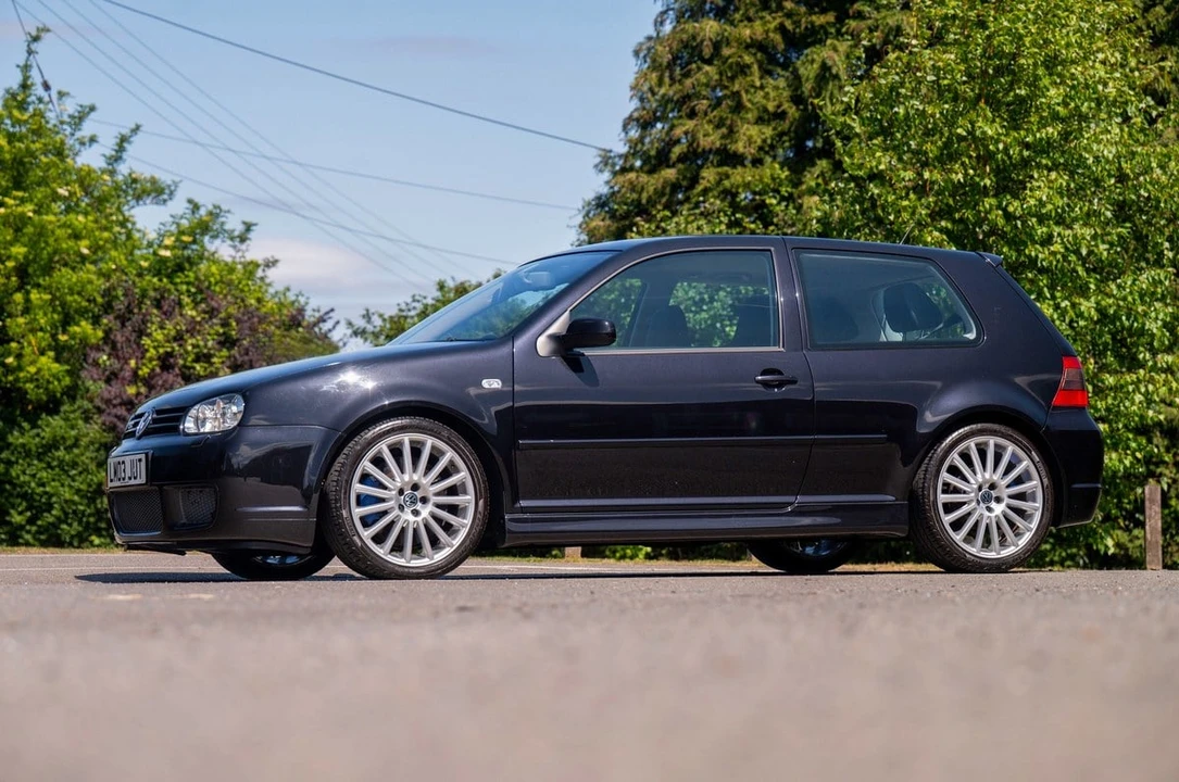 2003 Volkswagen R32 Mk4 - Image 9 of 30