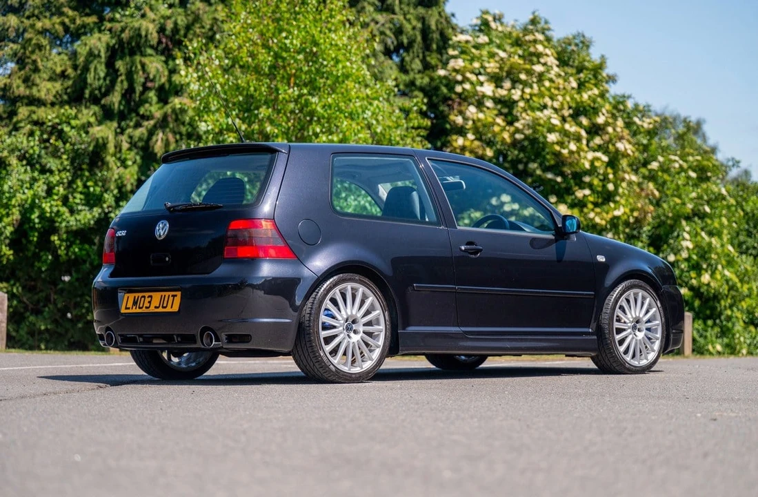 2003 Volkswagen R32 Mk4 - Image 12 of 30