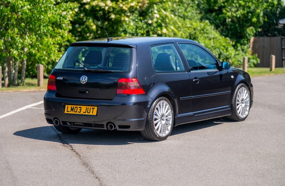 2003 Volkswagen R32 Mk4 - Image 13 of 30