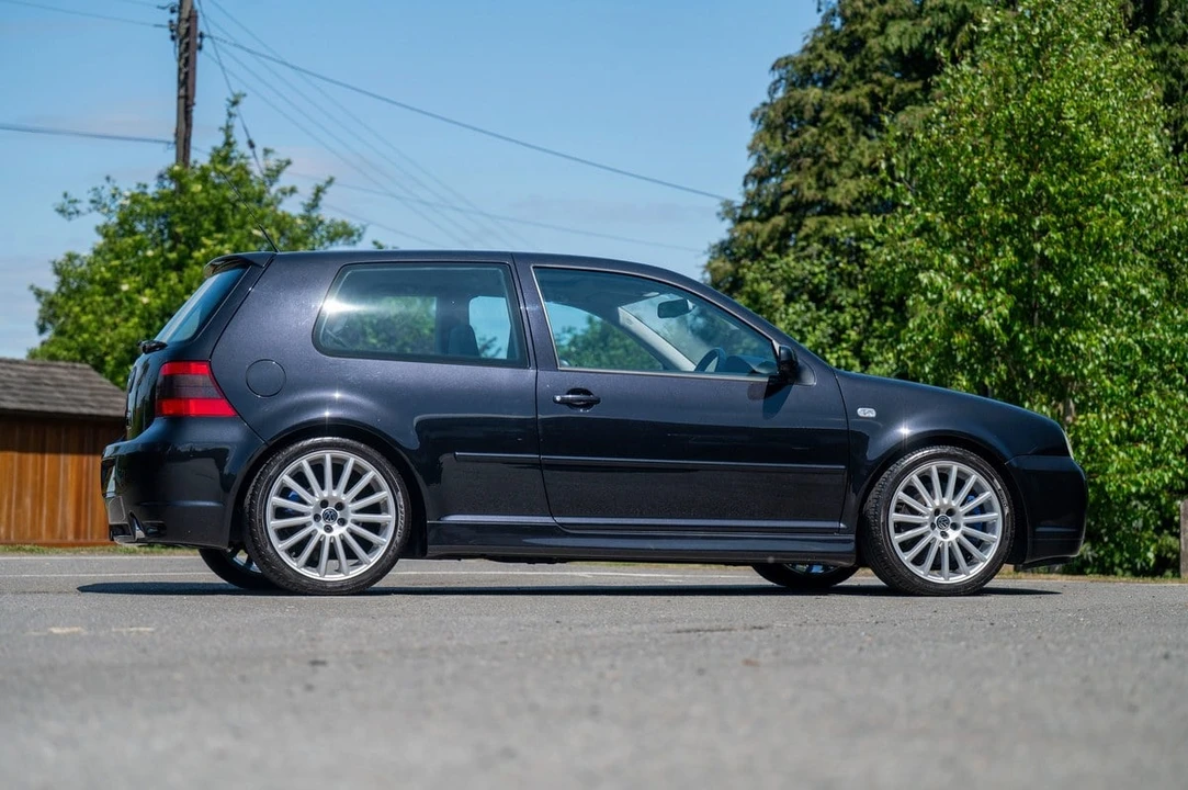 2003 Volkswagen R32 Mk4 - Image 15 of 30