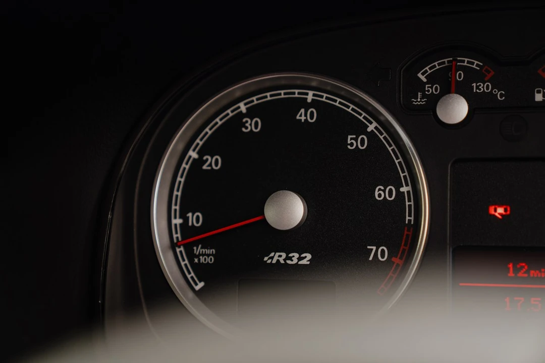 2003 Volkswagen R32 Mk4 - Image 18 of 30