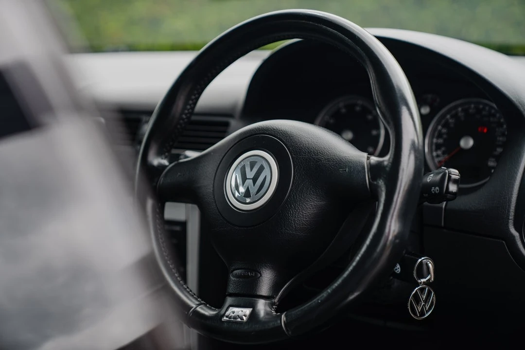 2003 Volkswagen R32 Mk4 - Image 23 of 30