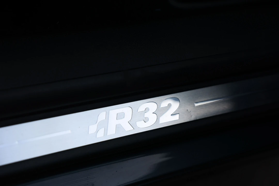 2003 Volkswagen R32 Mk4 - Image 9 of 31