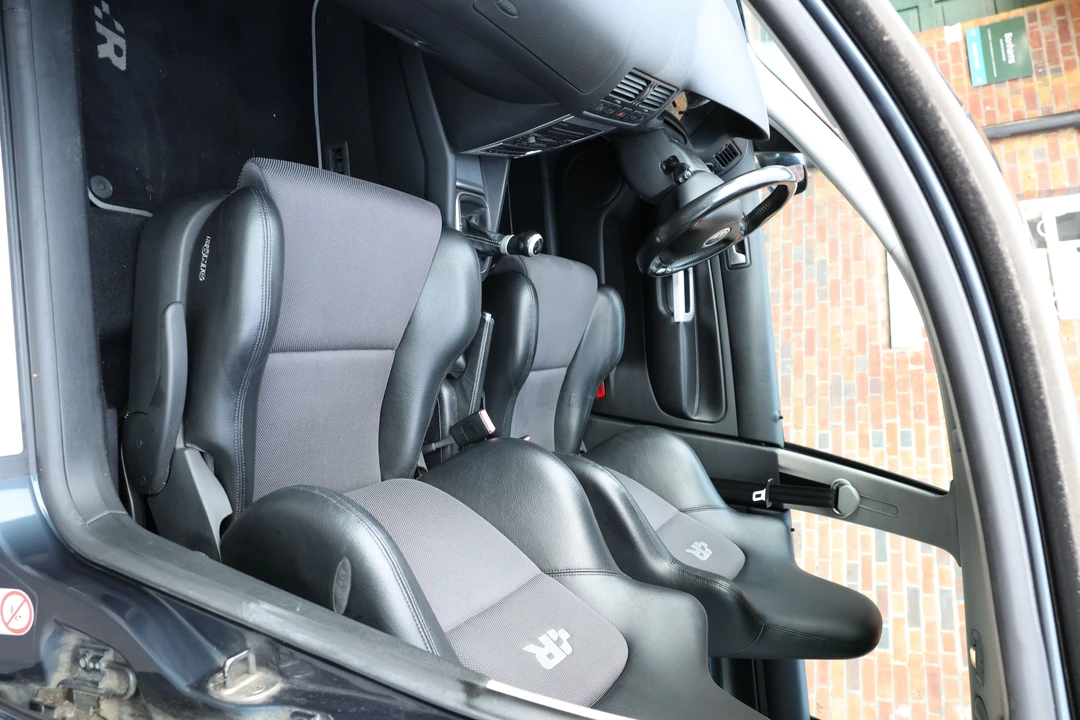 2003 Volkswagen R32 Mk4 - Image 26 of 31