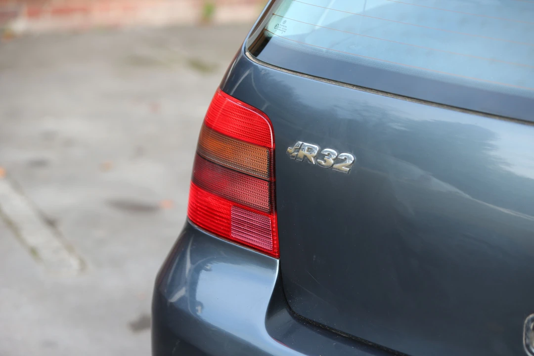 2003 Volkswagen R32 Mk4 - Image 10 of 31