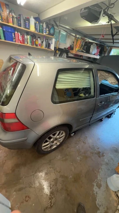 2003 Volkswagen GTI Mk4 - Image 2 of 6