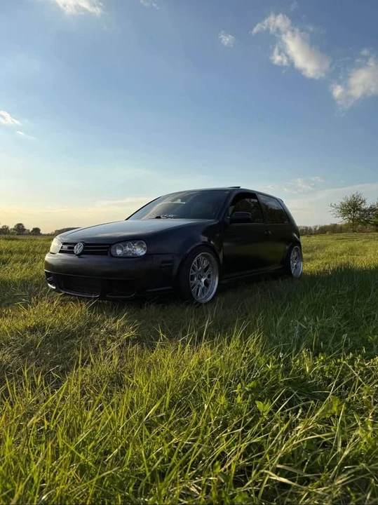 2003 Volkswagen GTI Mk4 - Image 2 of 5