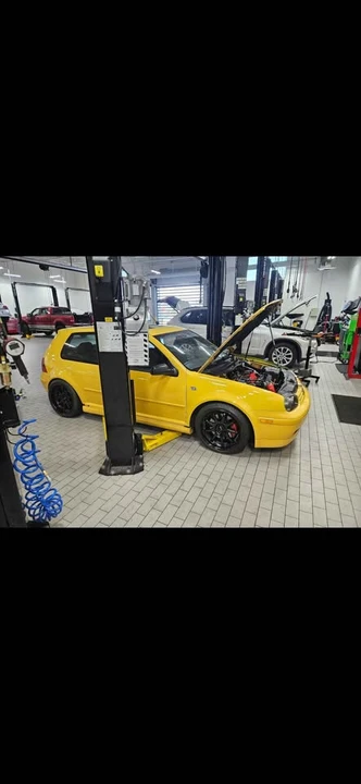 2003 Volkswagen GTI Mk4 - Image 2 of 11