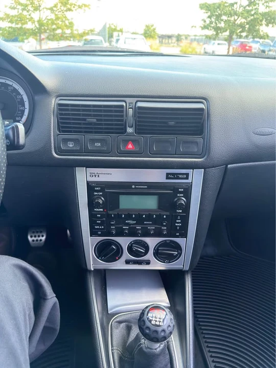 2003 Volkswagen GTI Mk4 - Image 11 of 15