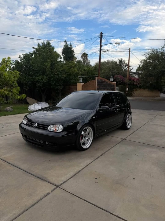 2003 Volkswagen GTI Mk4 - Image 2 of 9