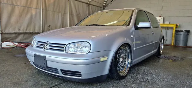 2003 Volkswagen GTI VR6 Coupe