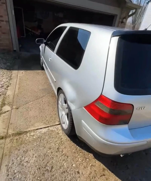 2003 Volkswagen GTI Mk4 - Image 9 of 12