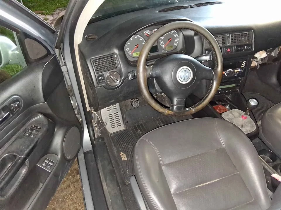 2003 Volkswagen GTI Mk4 - Image 5 of 10