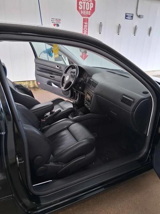 2003 Volkswagen GTI Mk4 - Image 11 of 14