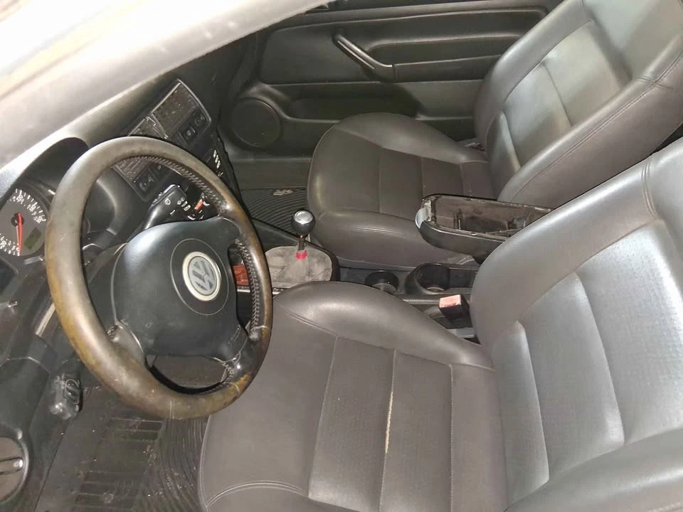 2003 Volkswagen GTI Mk4 - Image 8 of 10