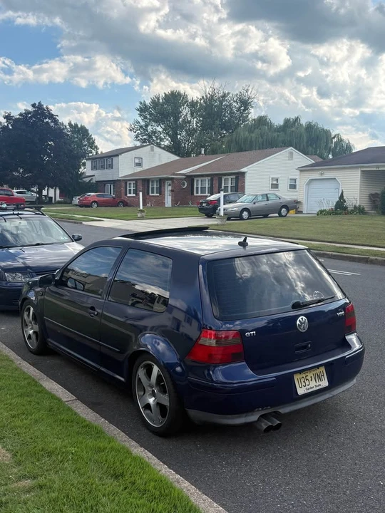 2003 Volkswagen GTI Mk4 - Image 2 of 13