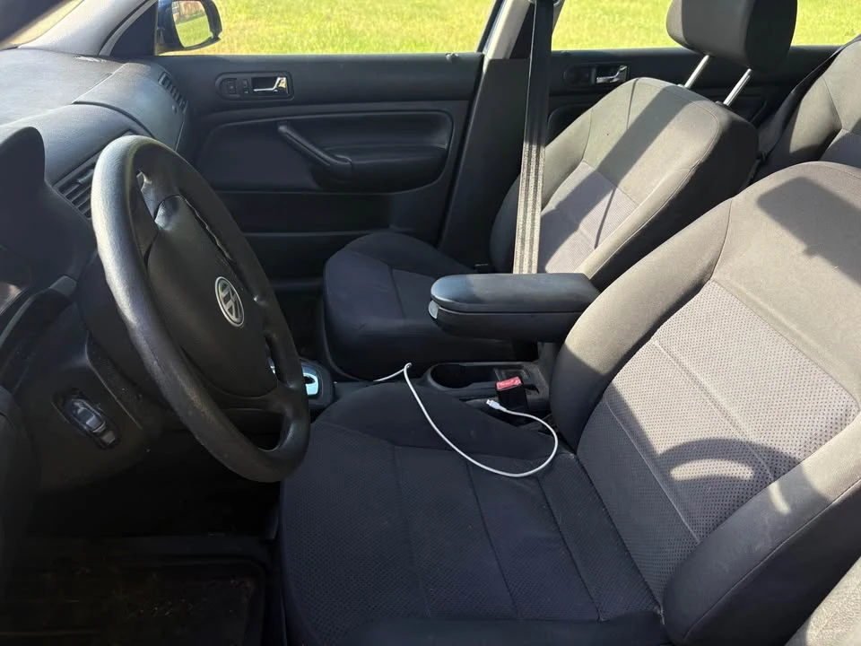 2003 Volkswagen Jetta - Image 7 of 9