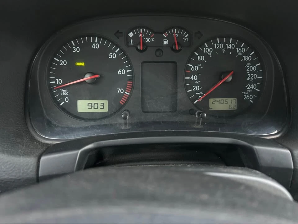 2003 Volkswagen A4 Jetta - Image 6 of 9