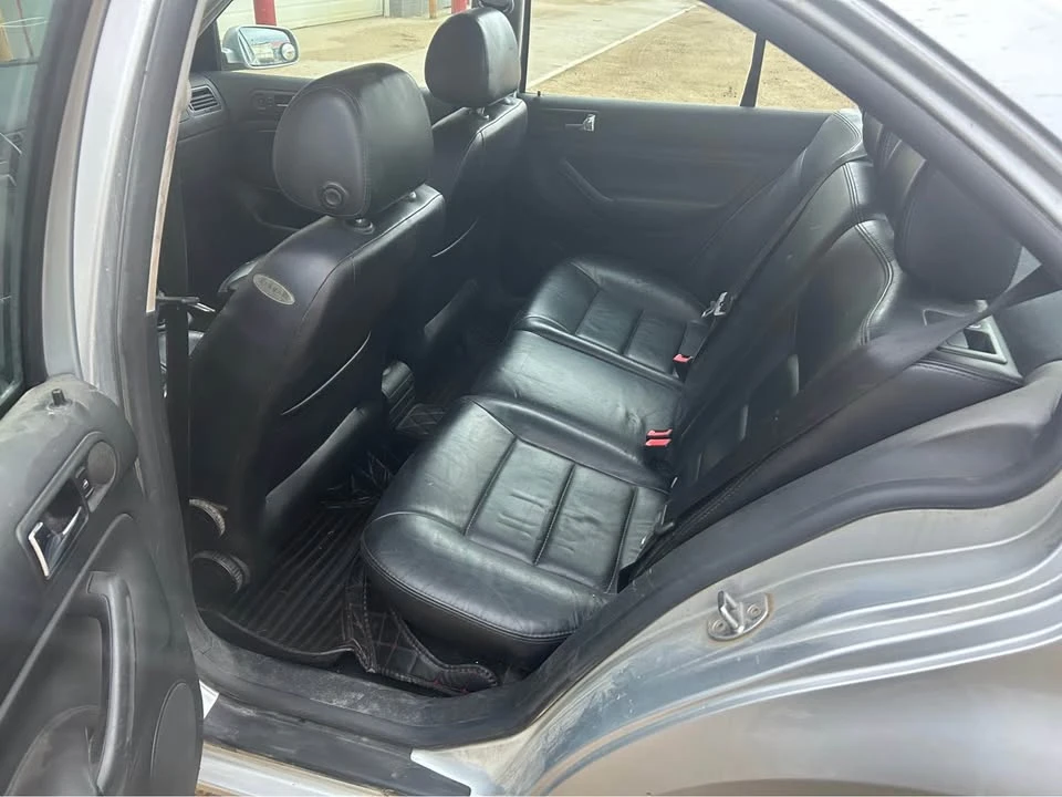 2003 Volkswagen A4 Jetta - Image 8 of 9