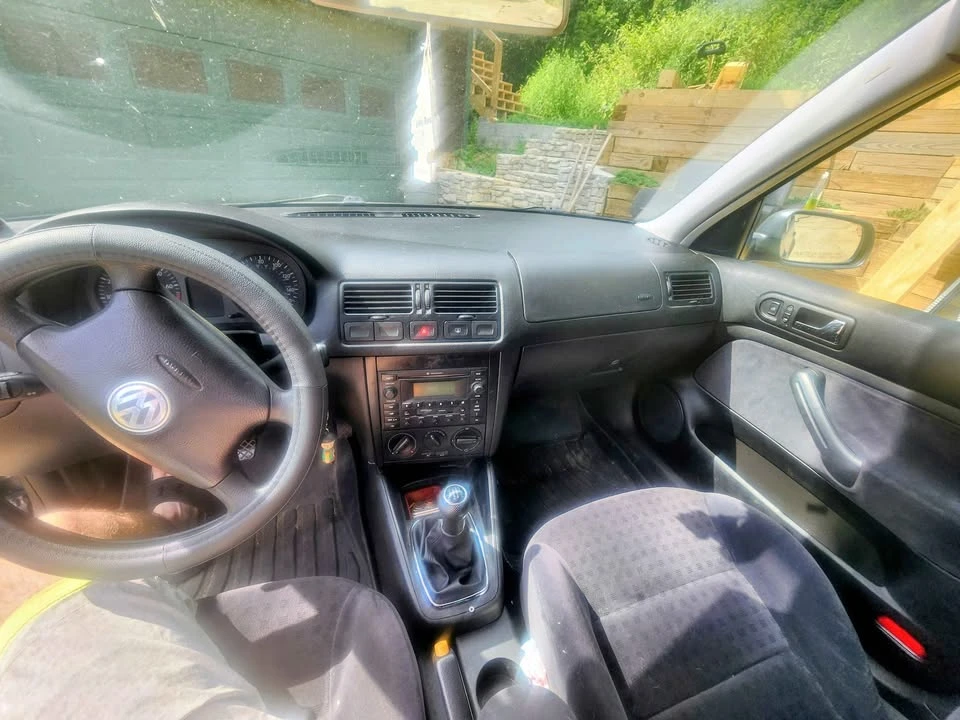 2003 Volkswagen A4 Jetta - Image 6 of 8