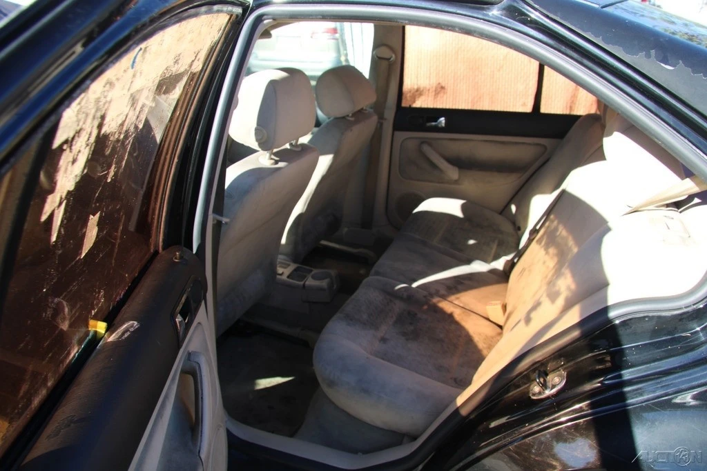 2003 Volkswagen A4 Jetta - Image 19 of 21