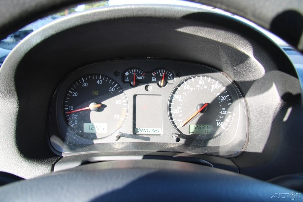 2003 Volkswagen A4 Jetta - Image 15 of 21
