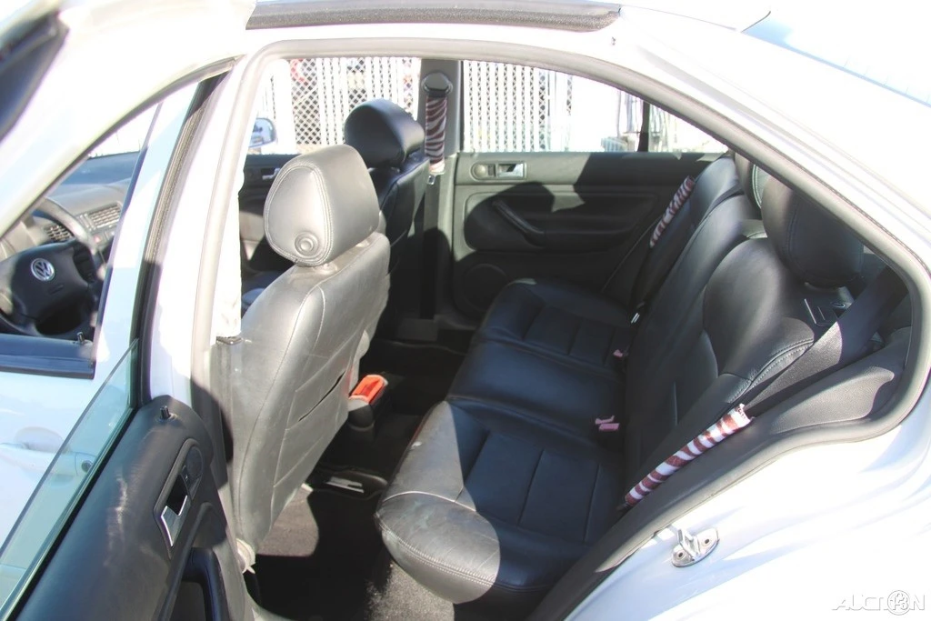 2003 Volkswagen A4 Jetta - Image 20 of 21