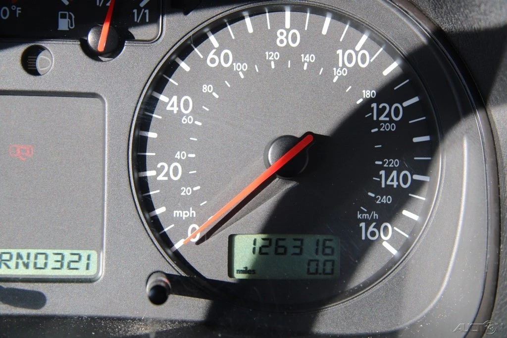 2003 Volkswagen A4 Jetta - Image 16 of 21