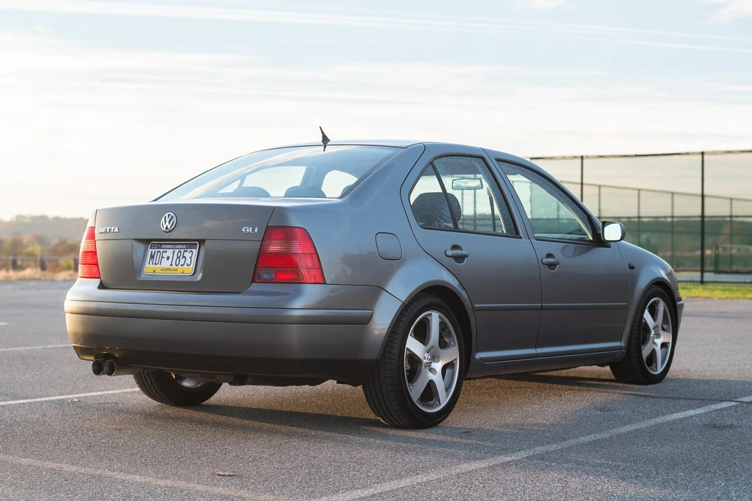 2003 Volkswagen A4 Jetta - Image 8 of 31