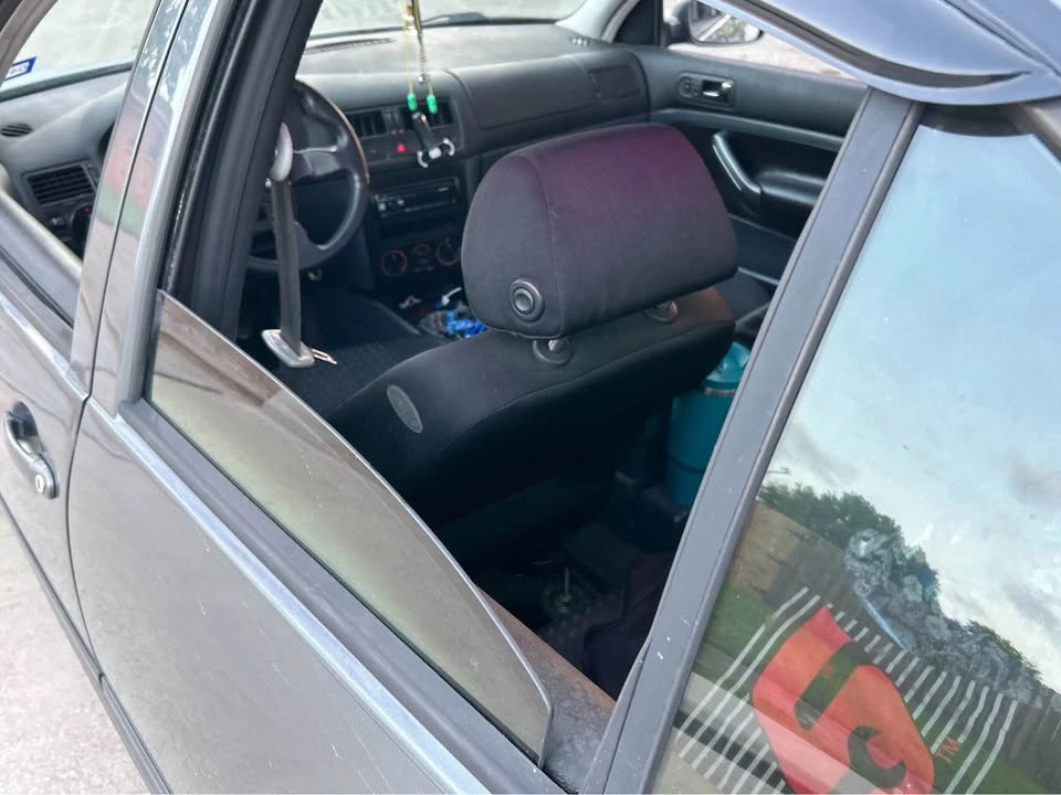2003 Volkswagen A4 Jetta - Image 13 of 13