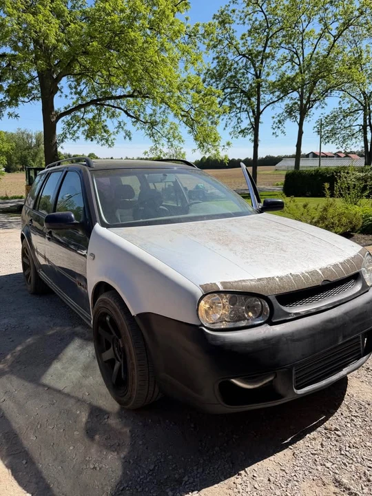 2003 Volkswagen A4 Jetta - Image 2 of 10