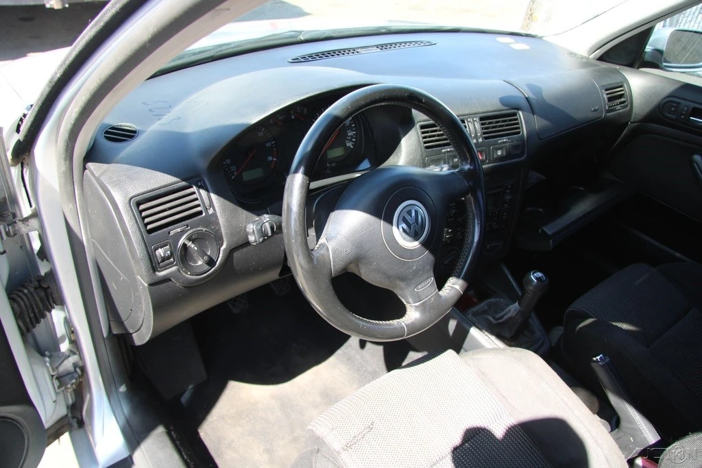2003 Volkswagen A4 Jetta - Image 16 of 21