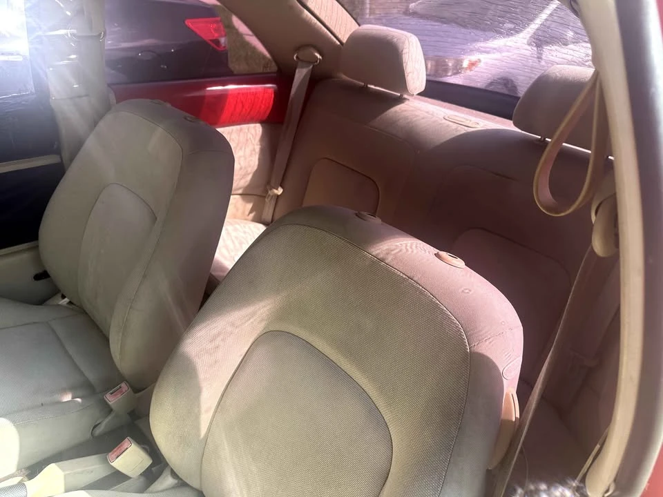 2003 Volkswagen New Beetle - Image 6 of 6