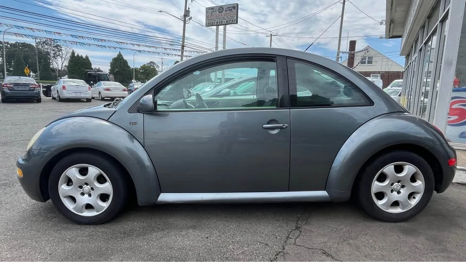 2003 Volkswagen New Beetle - Image 3 of 12
