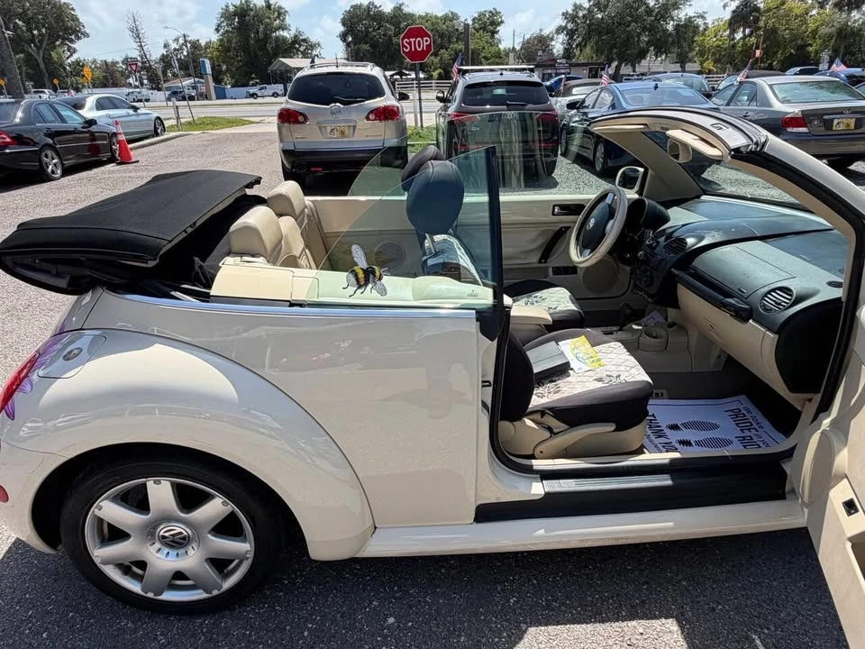 2003 Volkswagen New Beetle - Image 18 of 20