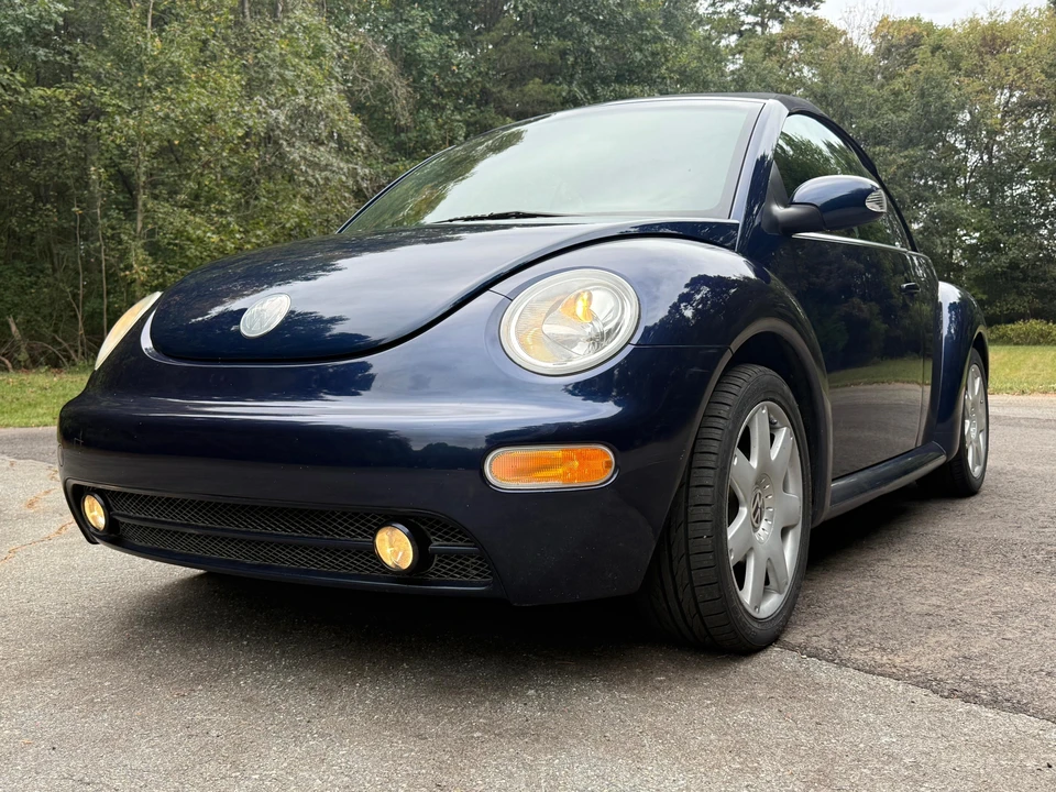 2003 Volkswagen New Beetle - Image 24 of 31