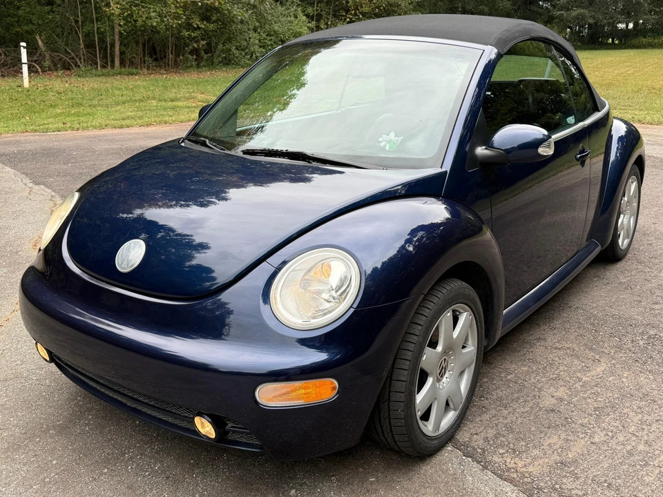 2003 Volkswagen New Beetle - Image 25 of 31