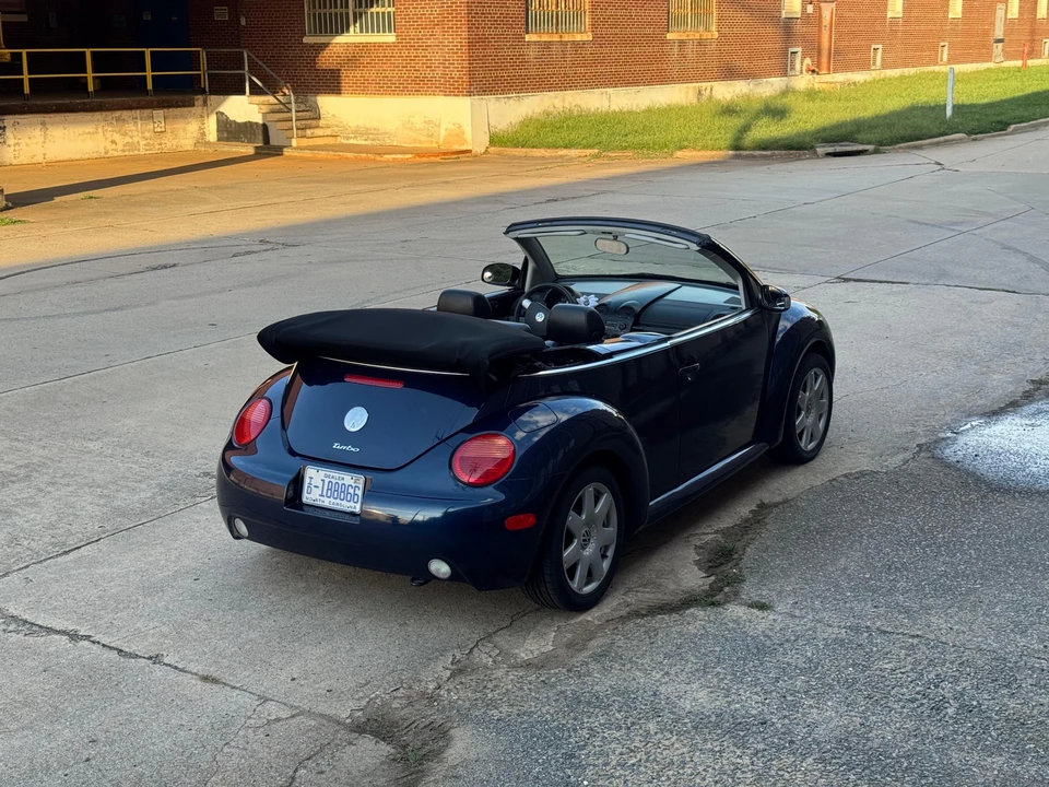 2003 Volkswagen New Beetle - Image 12 of 31