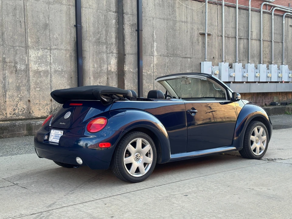 2003 Volkswagen New Beetle - Image 13 of 31