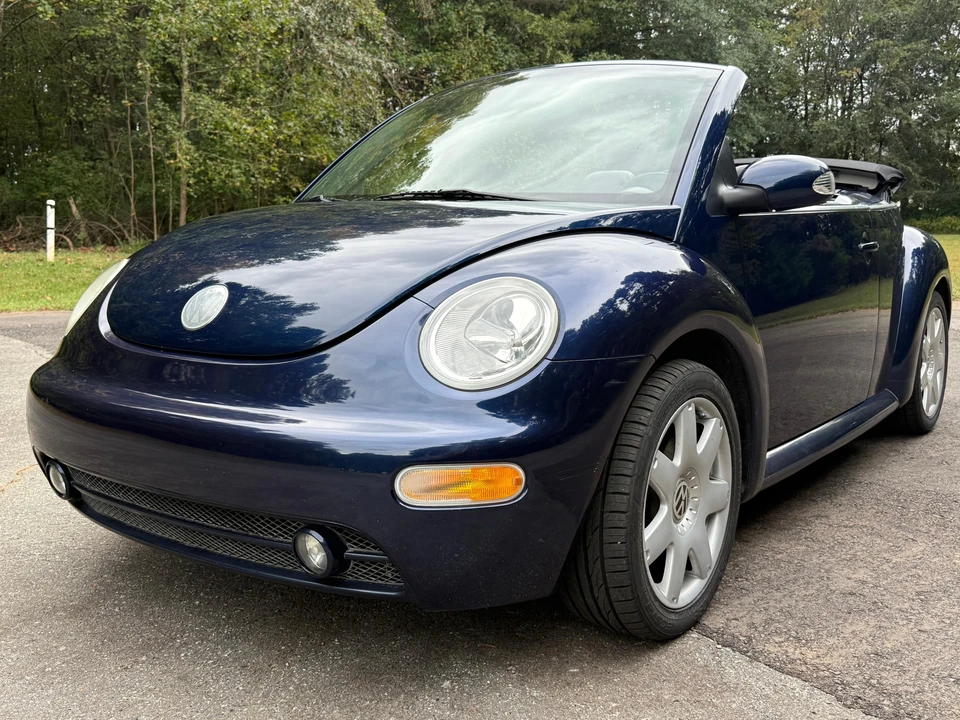 2003 Volkswagen New Beetle - Image 15 of 31