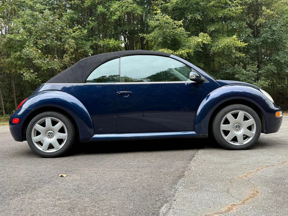 2003 Volkswagen New Beetle - Image 29 of 31