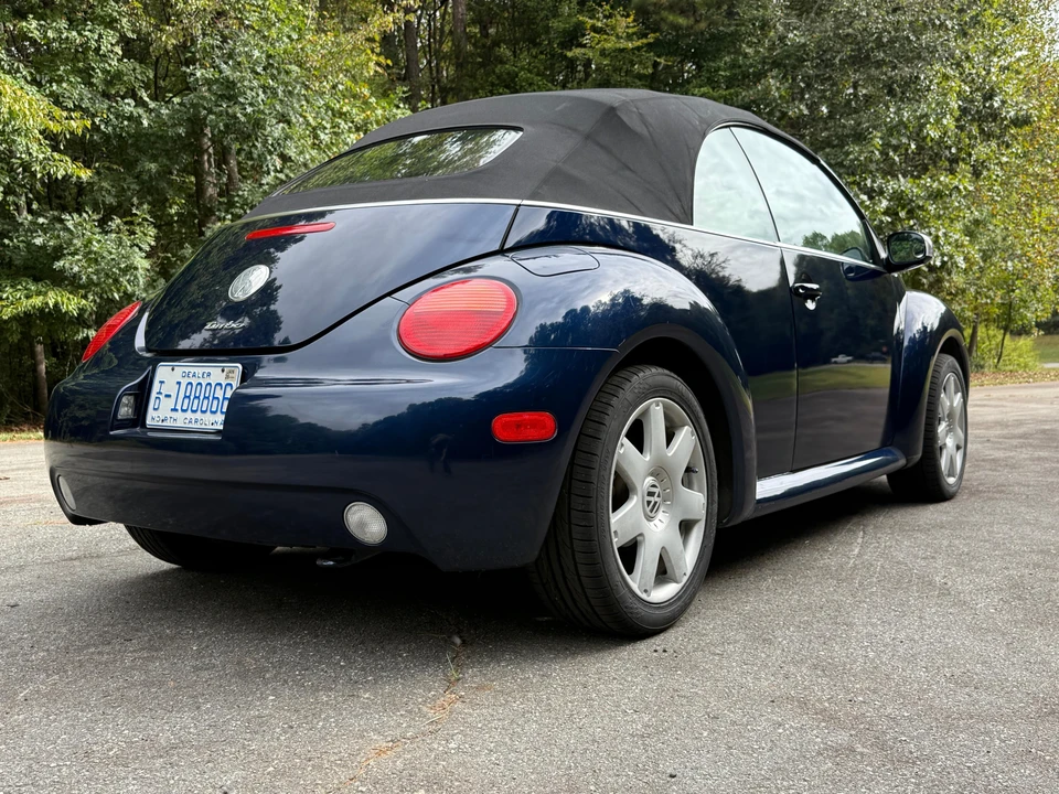 2003 Volkswagen New Beetle - Image 28 of 31