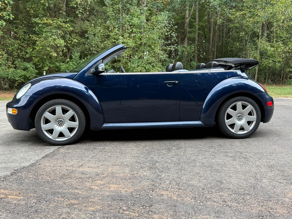 2003 Volkswagen New Beetle - Image 16 of 31