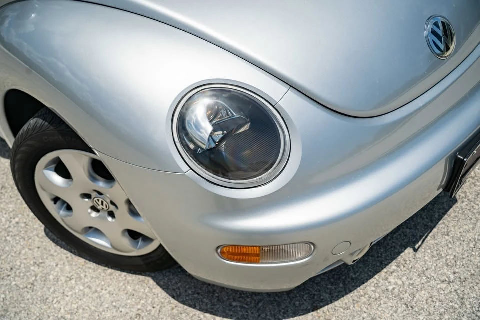 2003 Volkswagen New Beetle - Image 14 of 20
