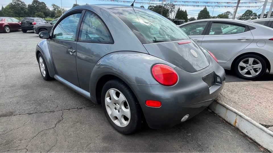 2003 Volkswagen New Beetle - Image 14 of 14