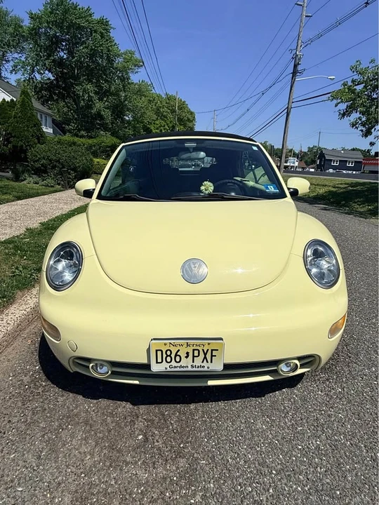 2003 Volkswagen New Beetle - Image 3 of 15