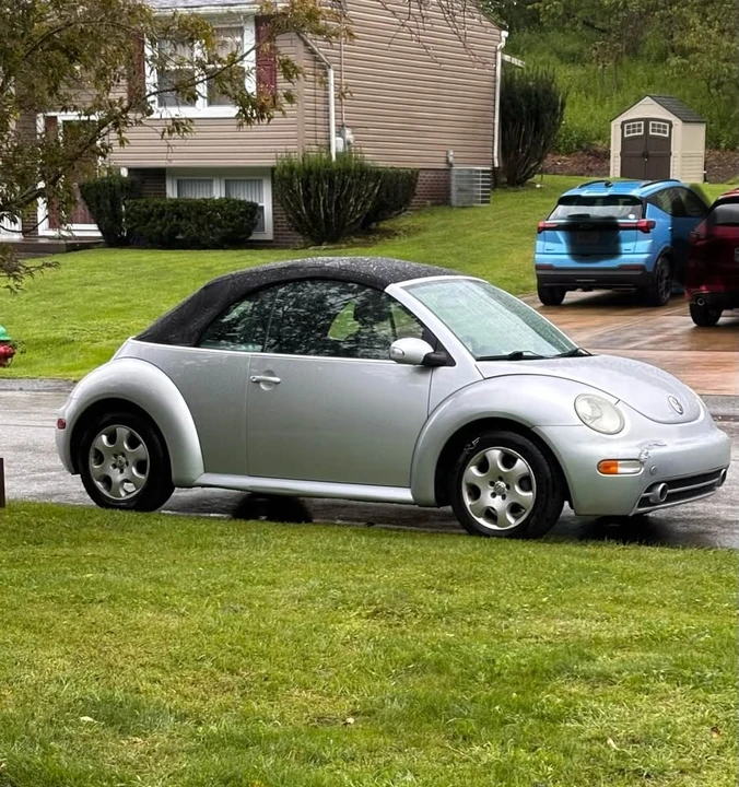 2003 Volkswagen New Beetle - Image 3 of 18