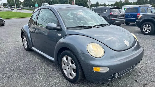 2003 Volkswagen New Beetle GLS Hatchback 2D