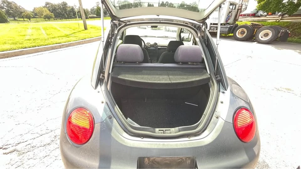 2003 Volkswagen New Beetle - Image 19 of 19